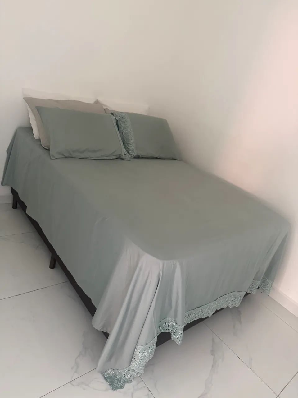 Vendo cama casal 