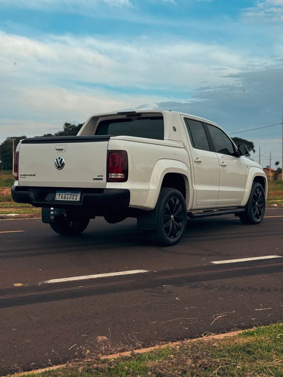 Volkswagen Amarok Extreme CD 3.0 4X4 TB Dies. Aut. 2024 - Foto 6