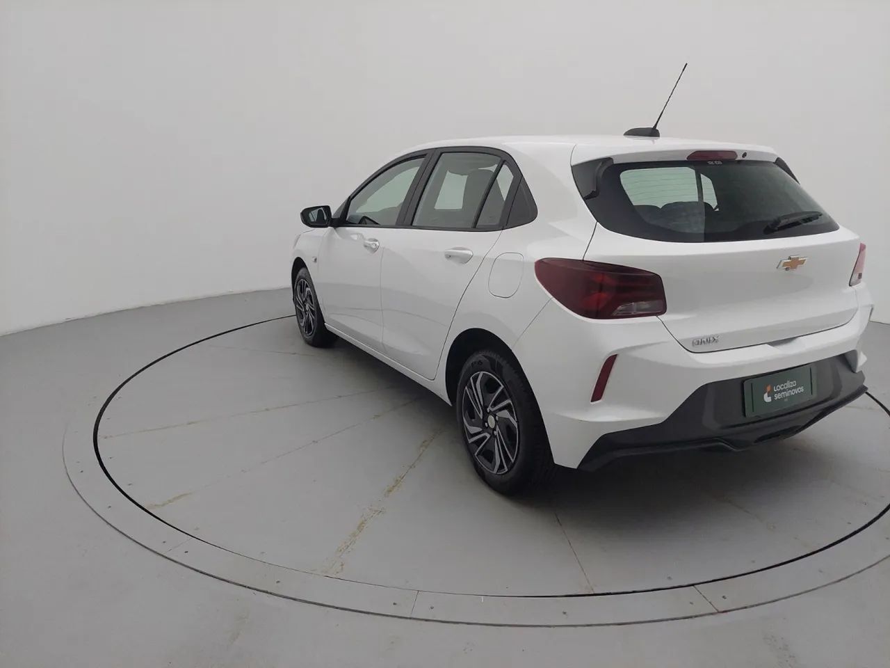 Chevrolet Onix Hatch 1.0 12V Flex Mec. 4P, foto 3 de 18