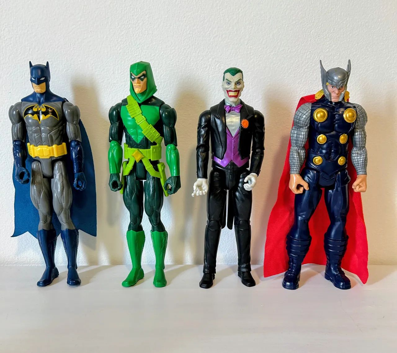 Bonecos Marvel / DC
