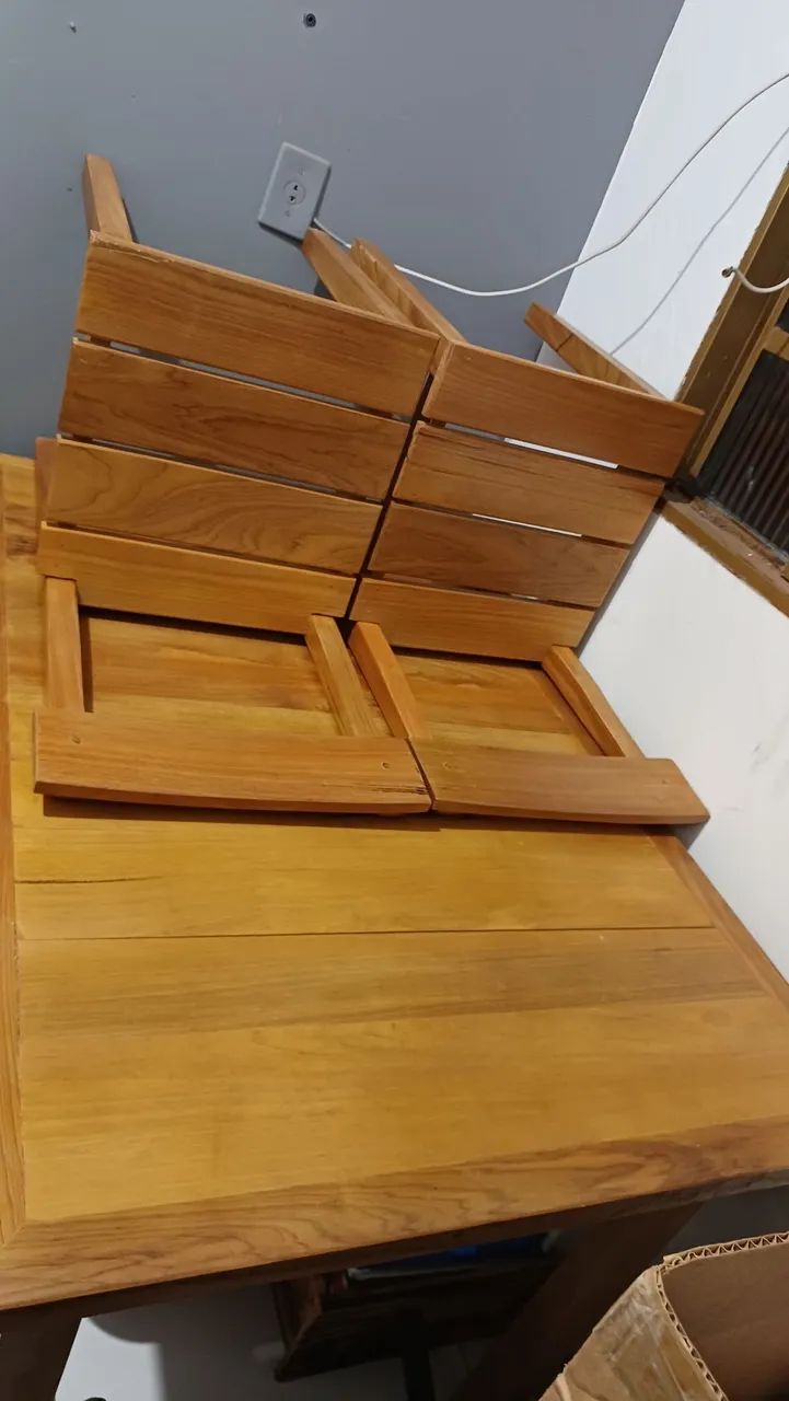 Mesa de madeira 4 lugares - Foto 3