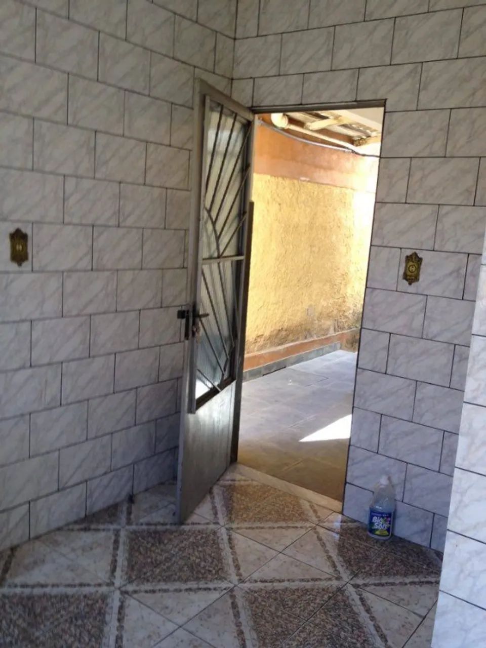 Casa de 3 quartos,2 andares e quintal, Boa Esperança. - Foto 2