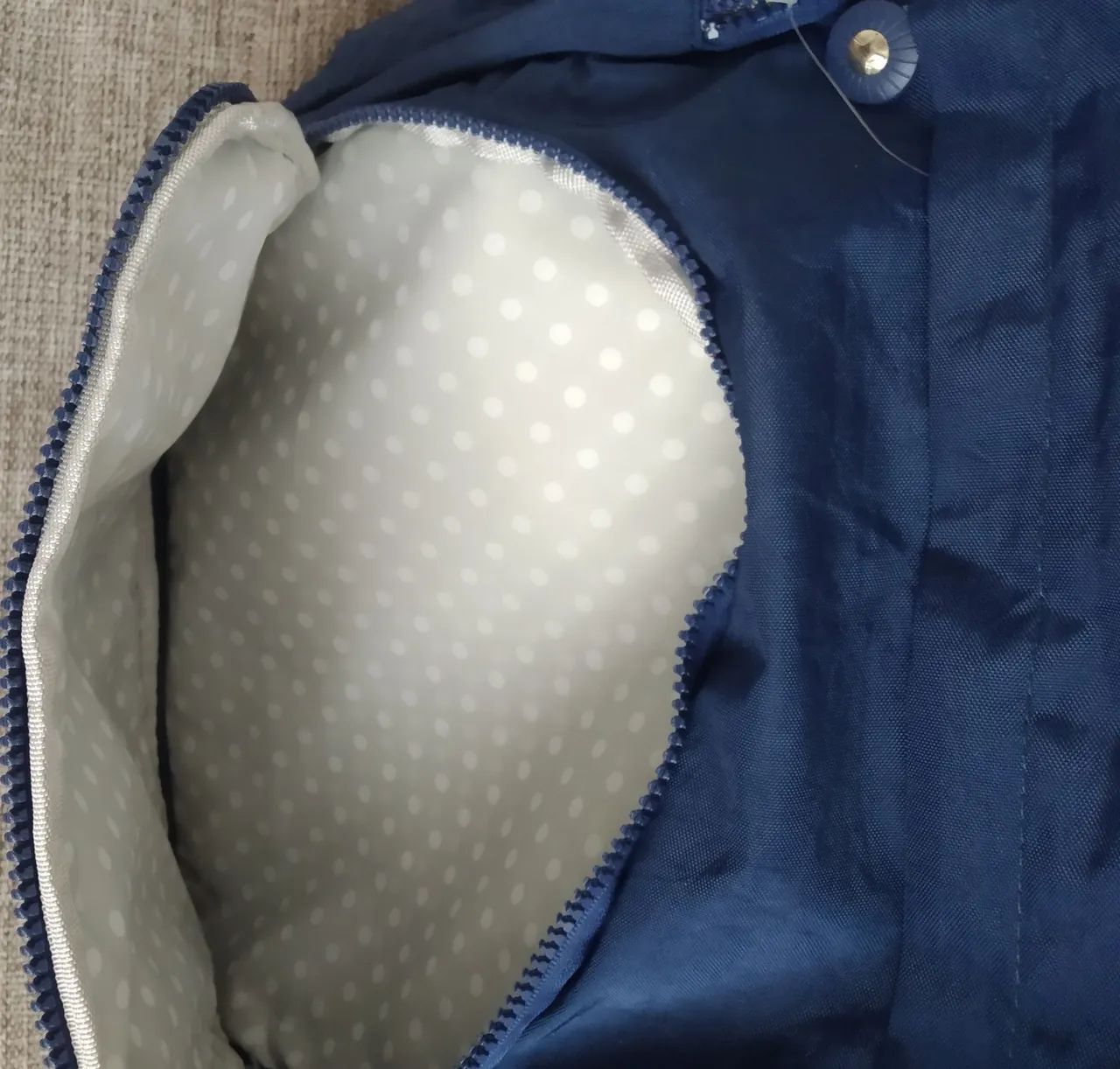 Mochila azul nova grande e com o macaquinho  - Foto 3