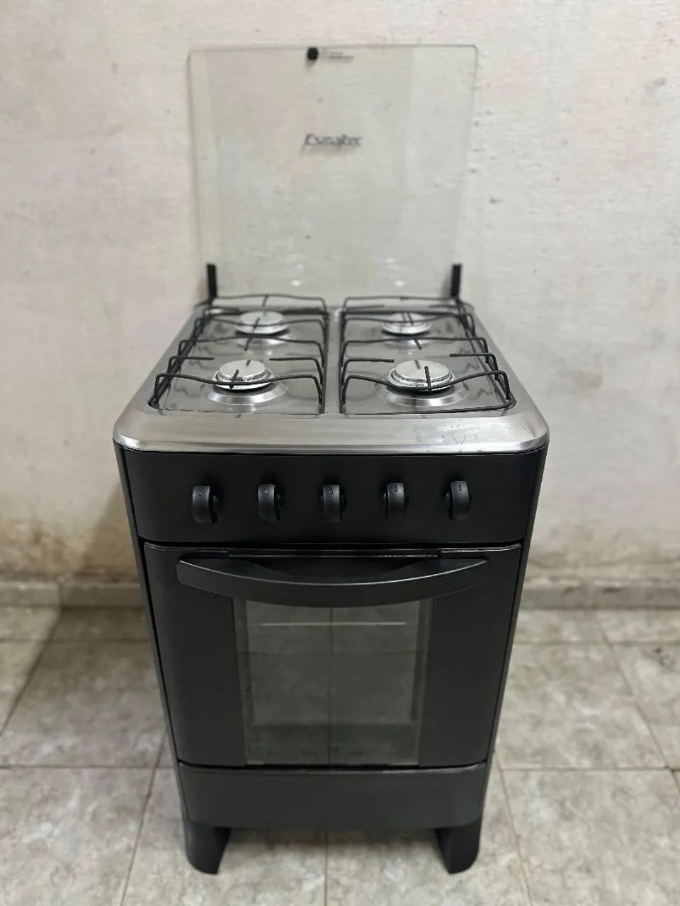 VENDO FOGÃO DE 4 BOCAS 