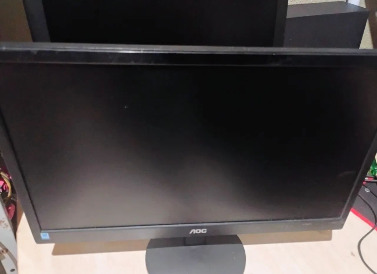 Monitor de computador 19 polegadas AOC e LG - Entrada VGA