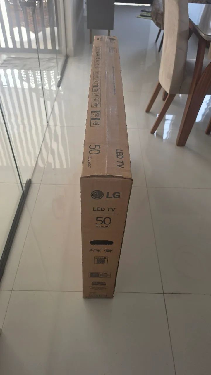 VENDO TV LED LG 50 POLEGADAS SMART 4K  LACRADA COM NOTA FISCAL E 1 ANO DE GARANTIA. - Foto 4