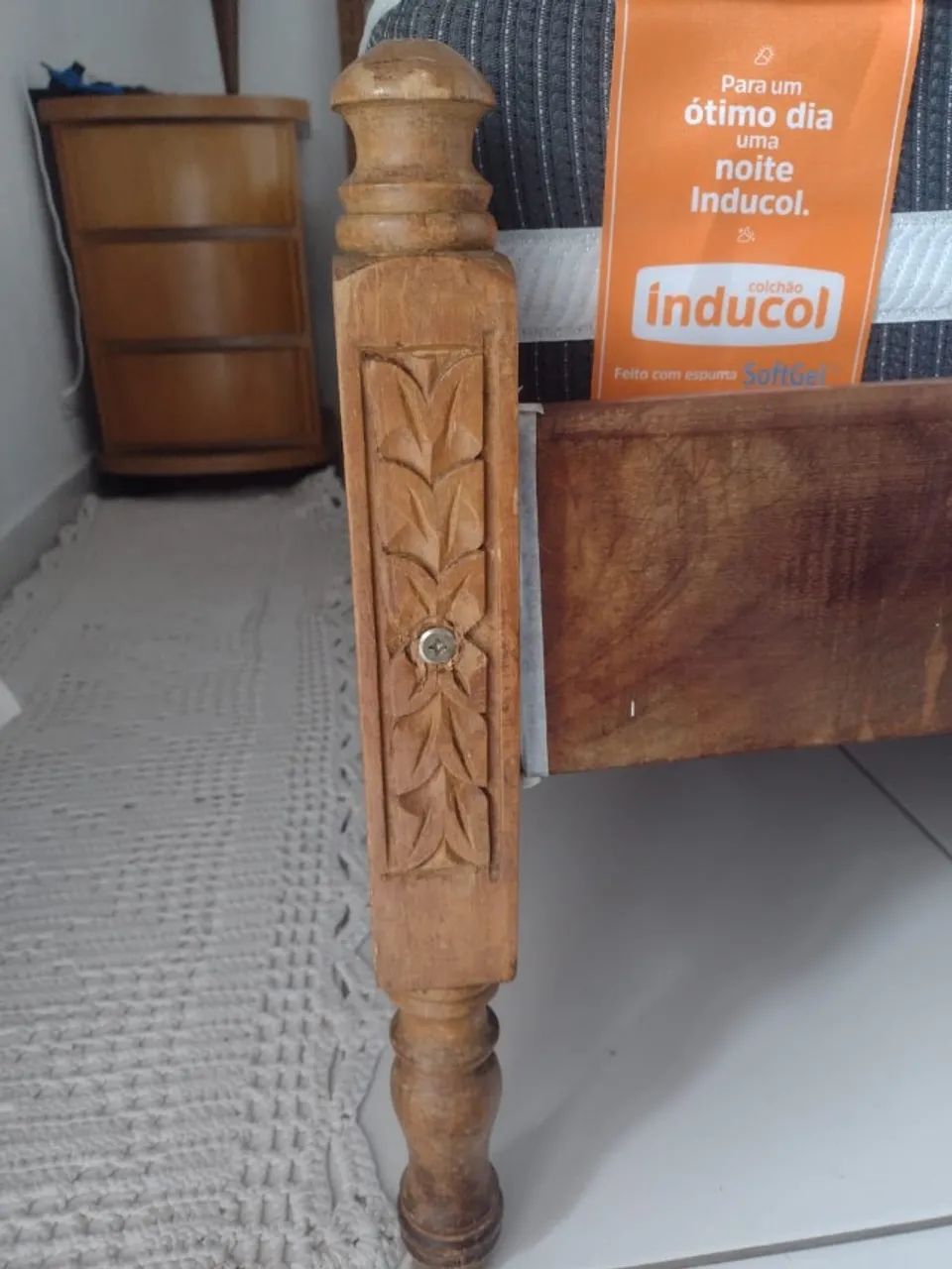 Cama de Madeira Jacarandá Vintage com colchão - Foto 4