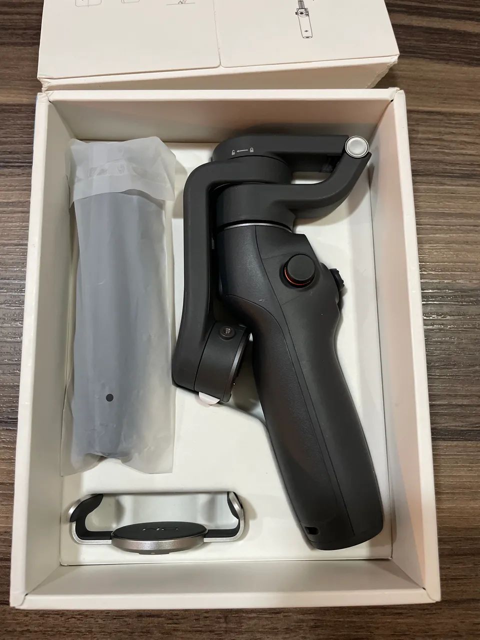 Estabilizador de celular DJI Osmo Móbile 6 - Foto 2