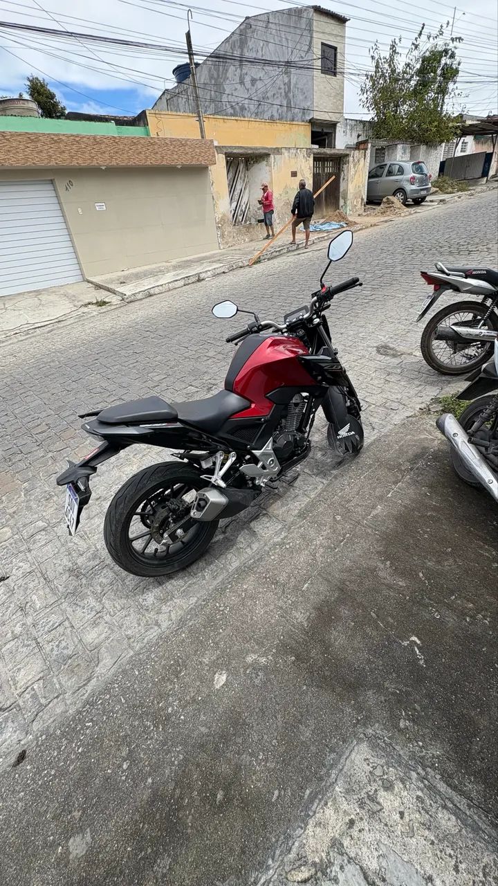 CB300F - Foto 3