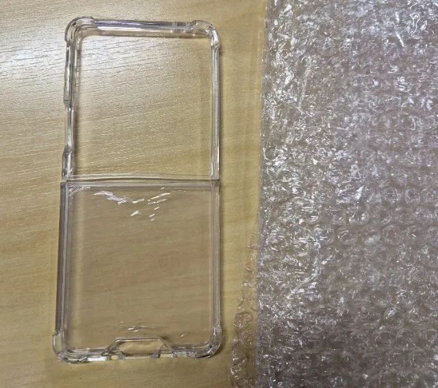 Capa de silicone flexivel Z Flip 7