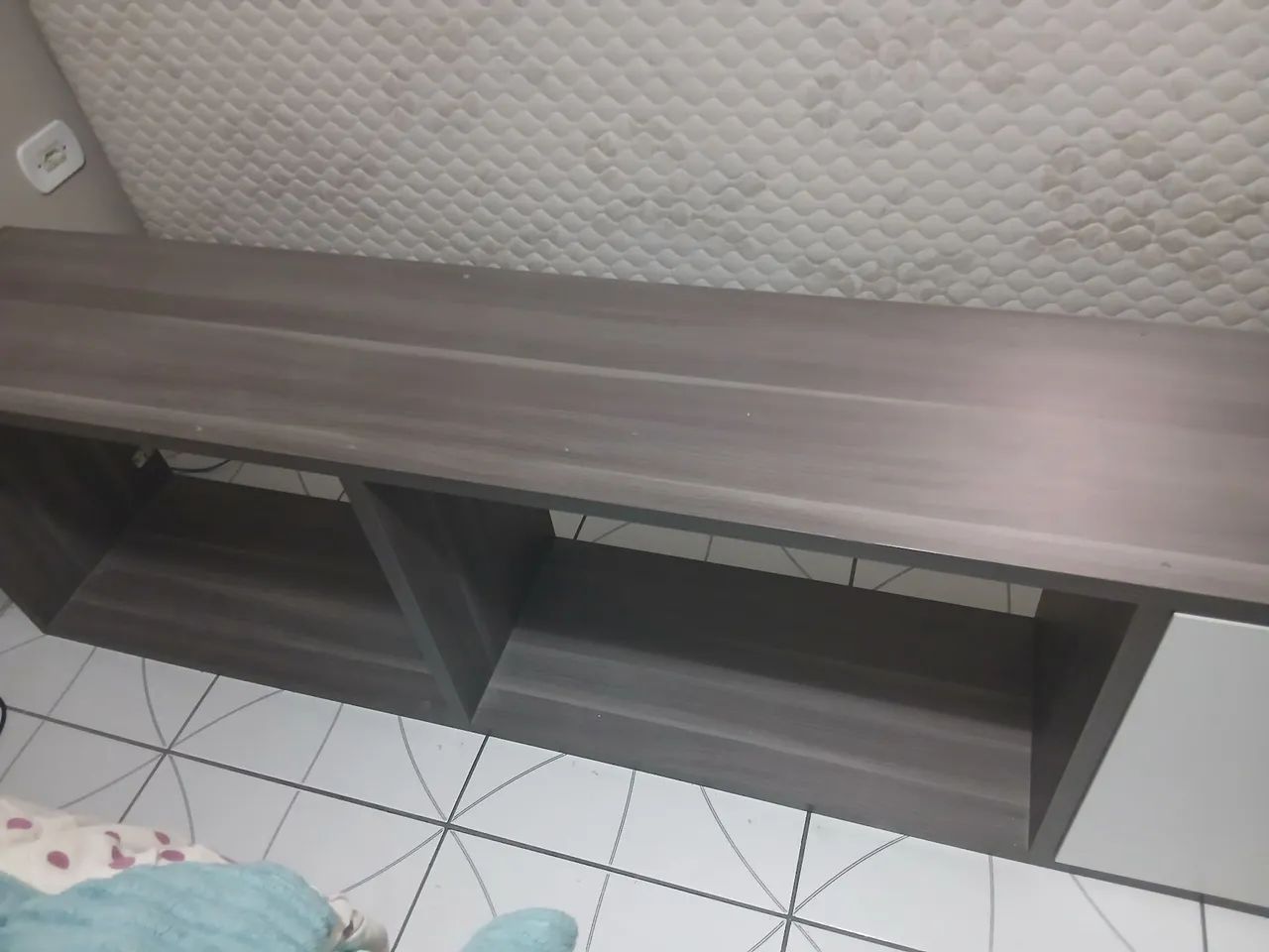 RACK PARA TV E LIVROS