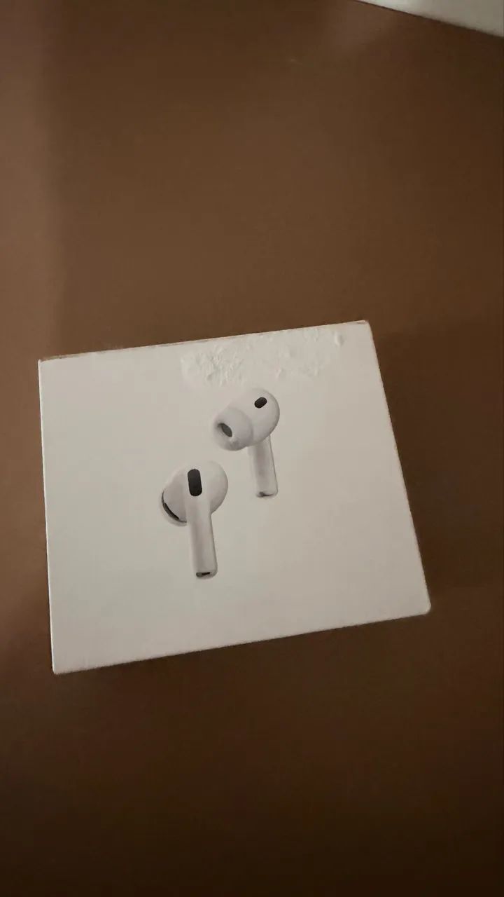AirPods Pro 3 com tradução. 