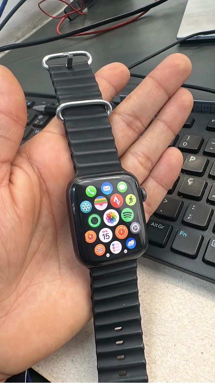 Aple Watch SE Cellular + GPS  - Foto 2