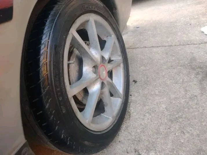 Vendo rodas liga leve - Foto 4