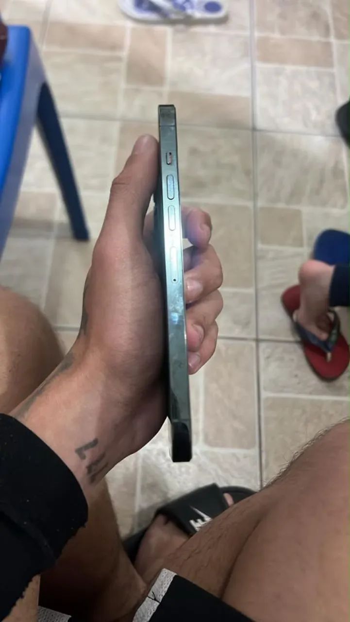 iPhone 13 pro Max zero detalhes zn só - Foto 3