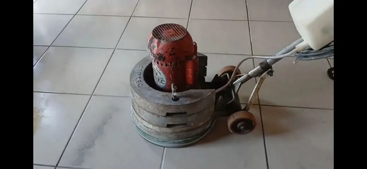 Polidora de piso certec 