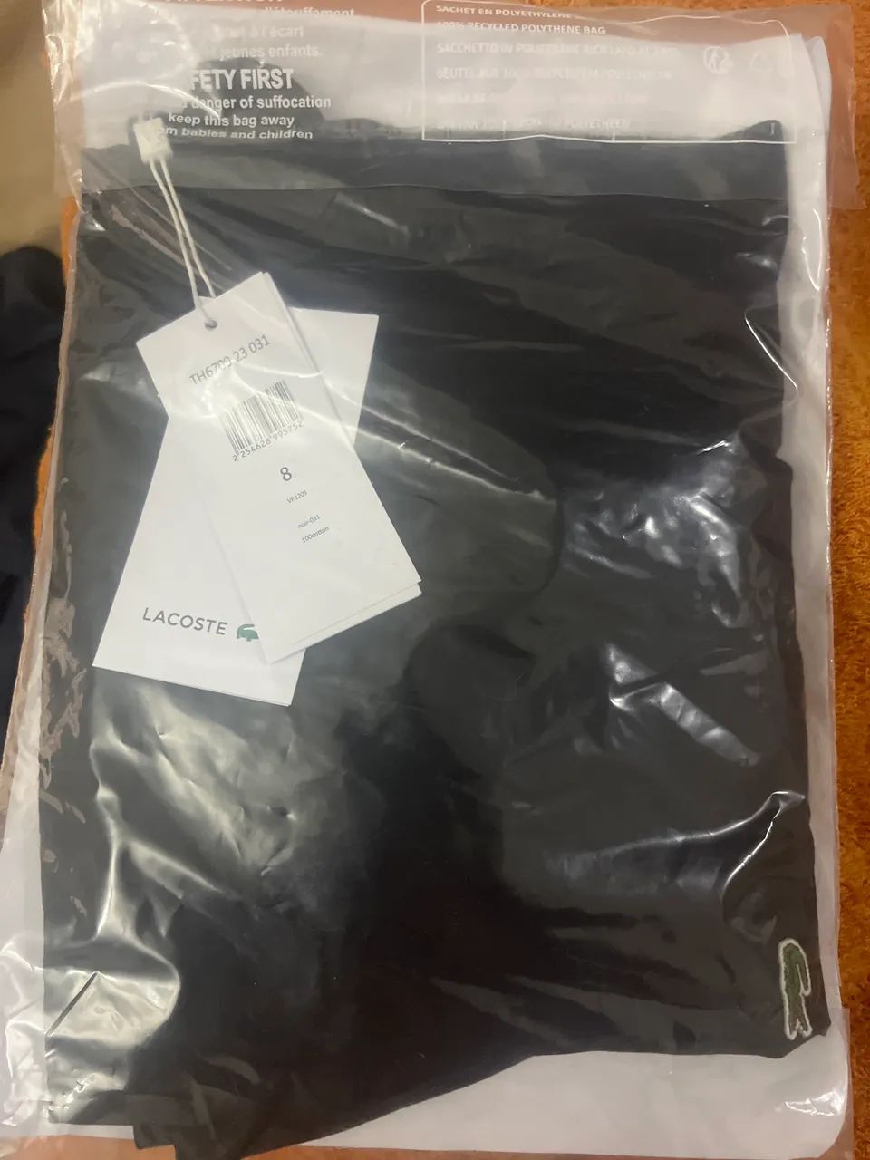 Camisa Lacoste preta original tamanho 8 - Foto 2