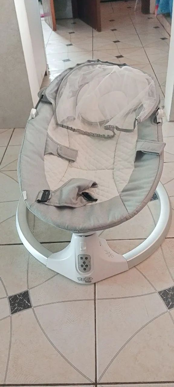 Cadeira De Balanço Elétrica Inteligente Bebê Com Mosquiteiro - Foto 4