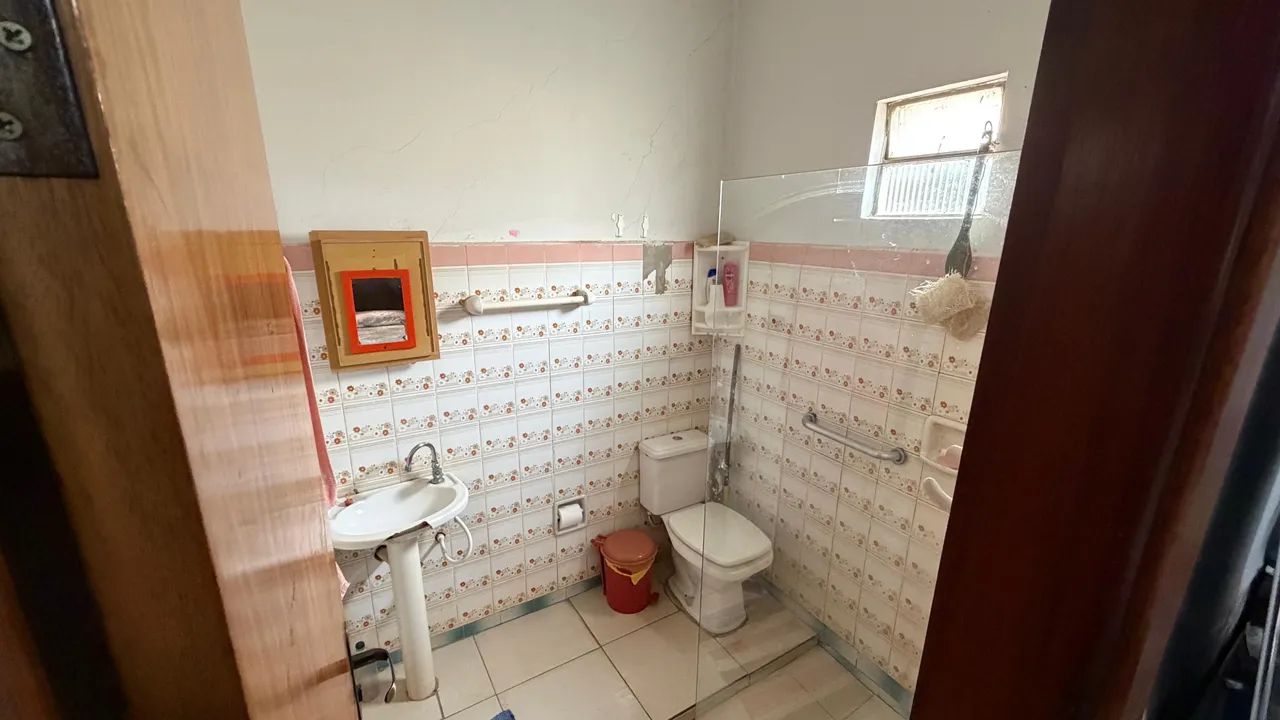 Vendo Casa Centro - Foto 2