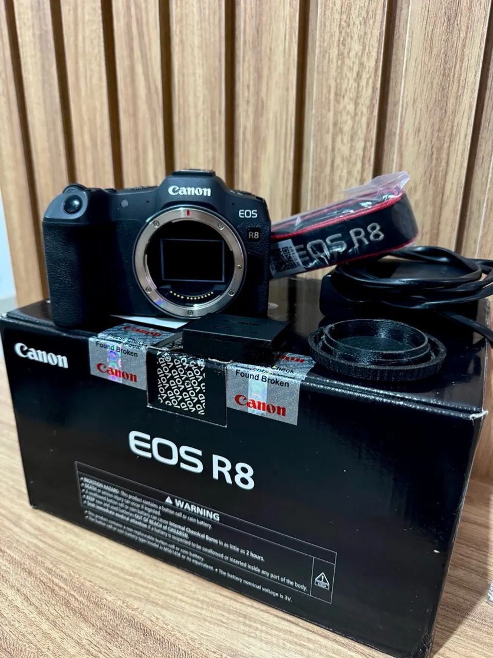 Canon R8 - Foto 4