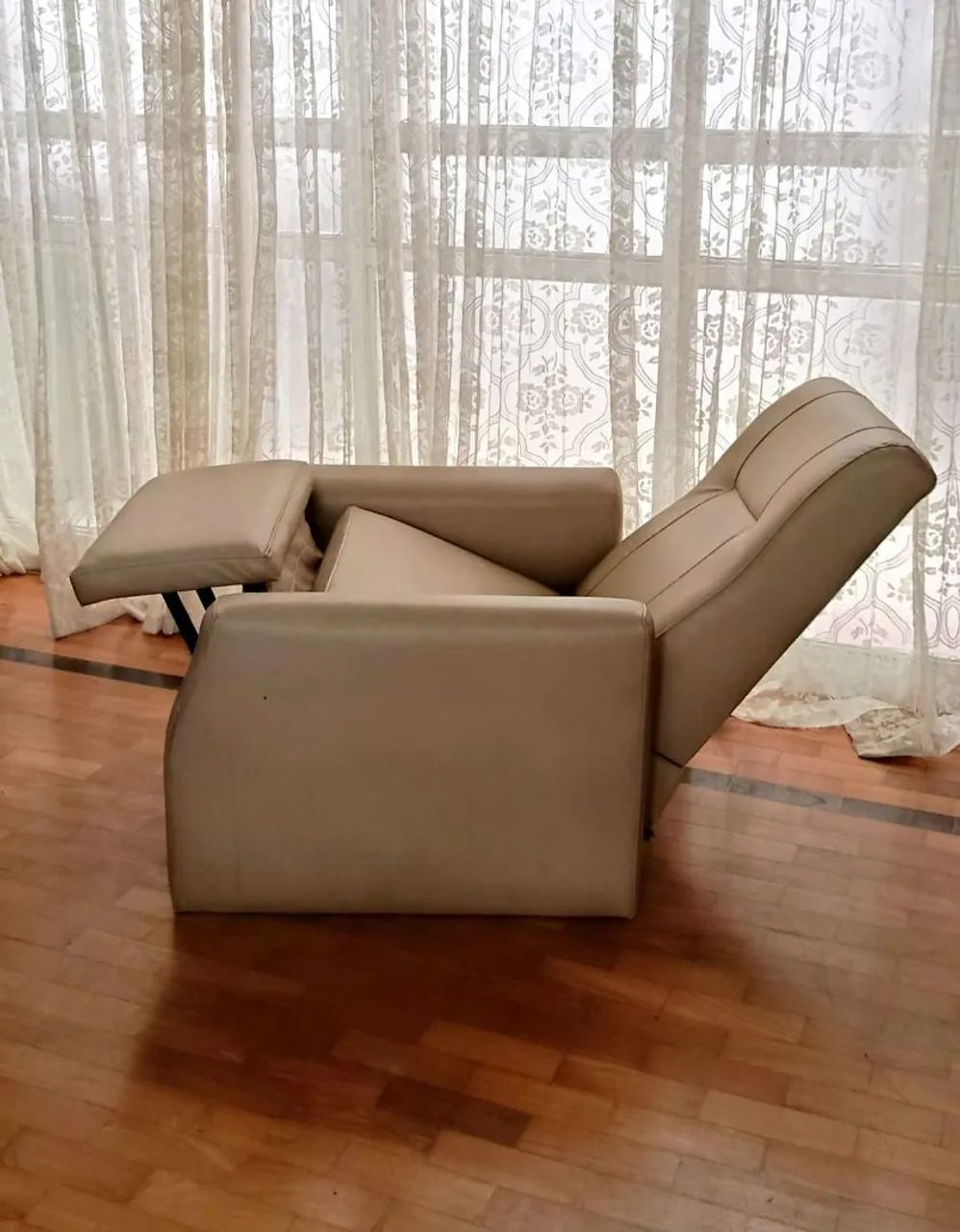 Poltrona reclinavel