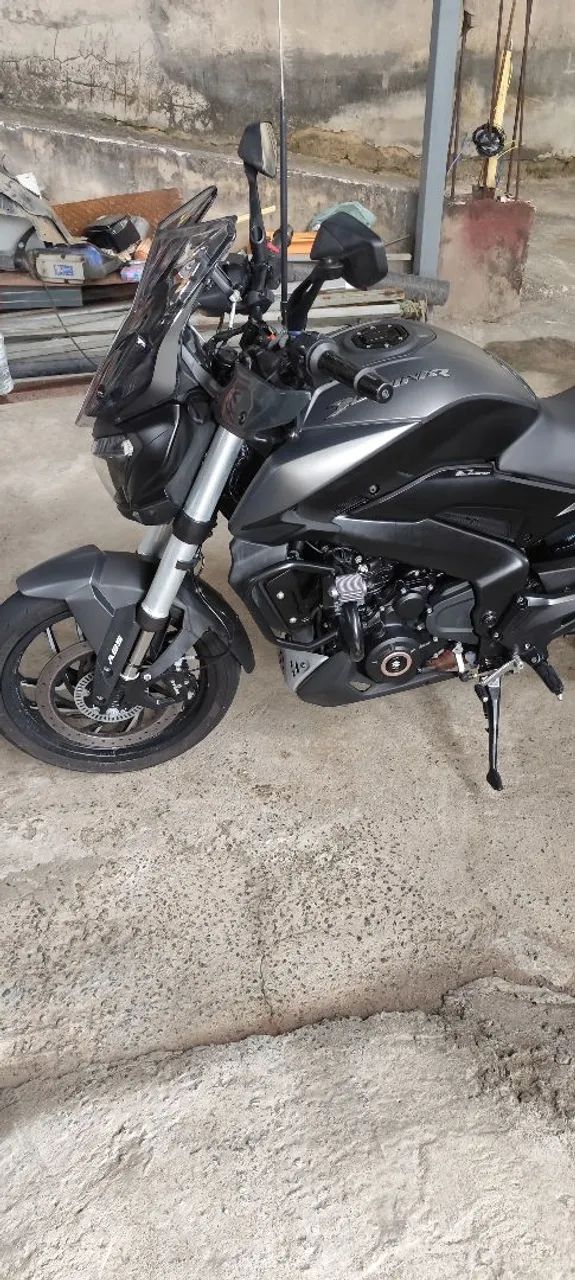 Dominar 400