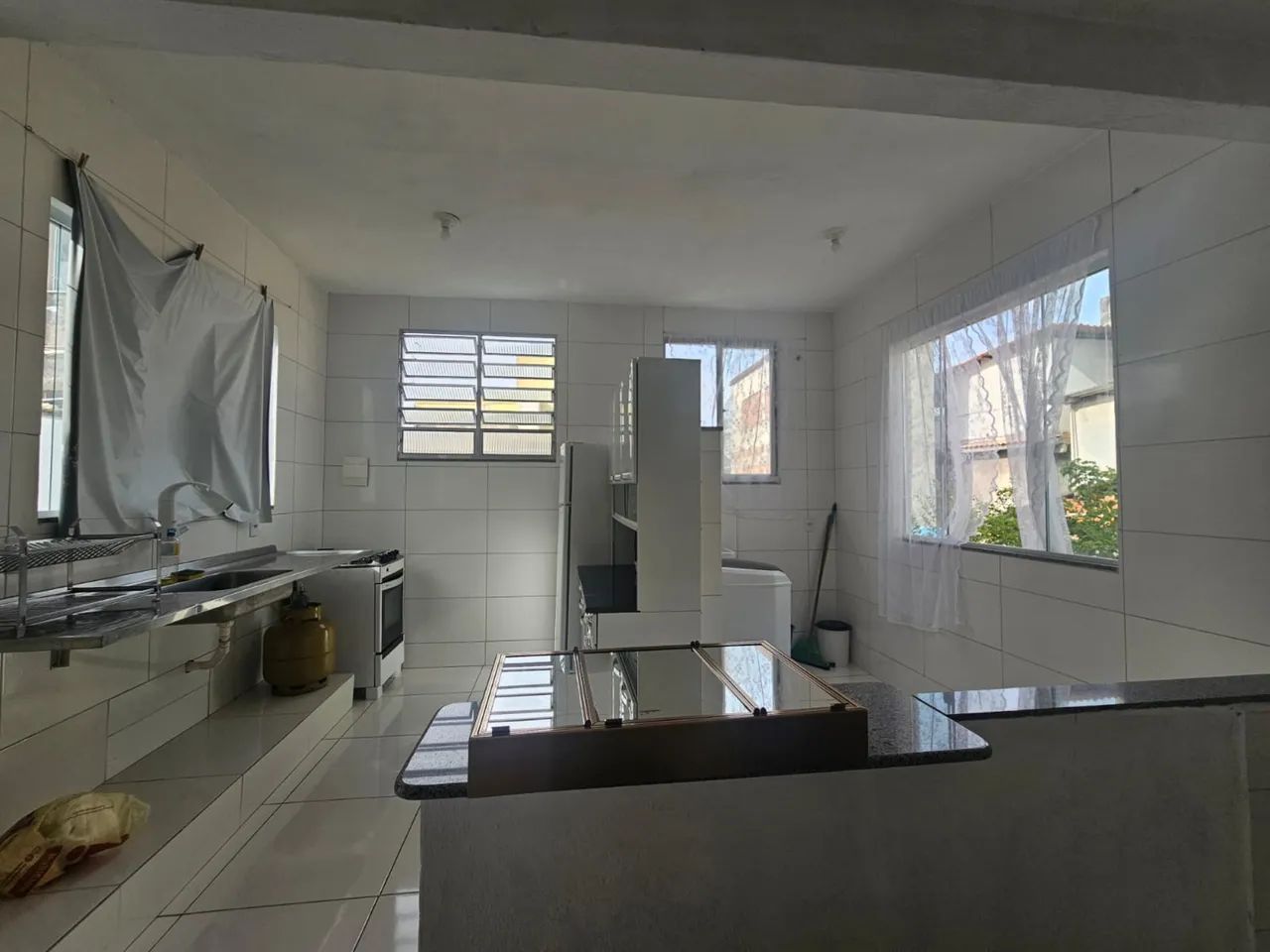 Apartamento mobiliado em Itapuã 