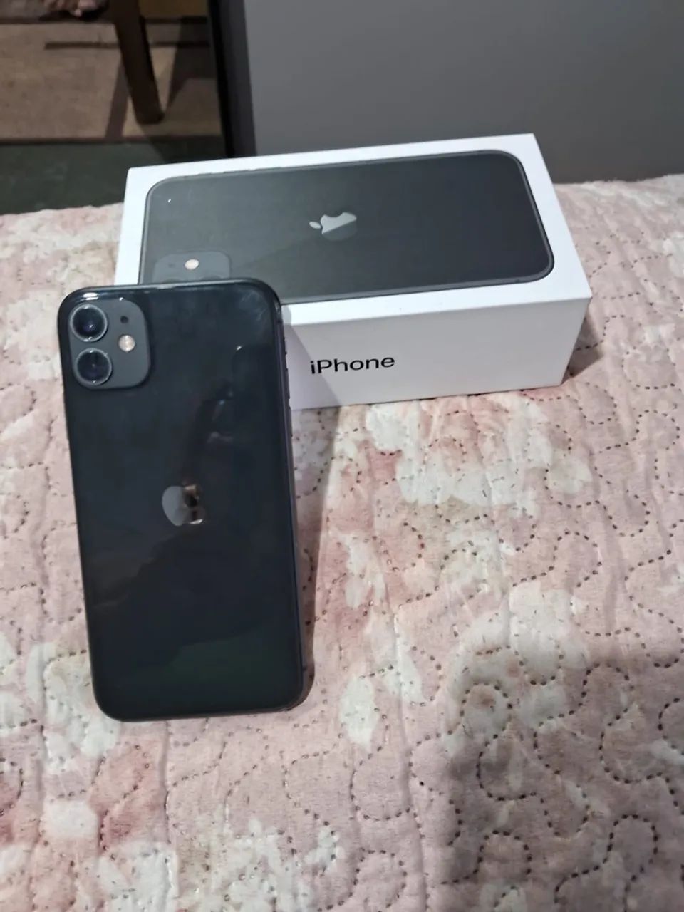 VENDO IPHONE 11 64GB preto - Foto 3