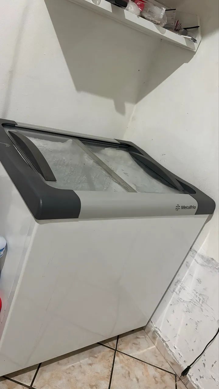 freezer horizontal expositor da marca Metalfrio,