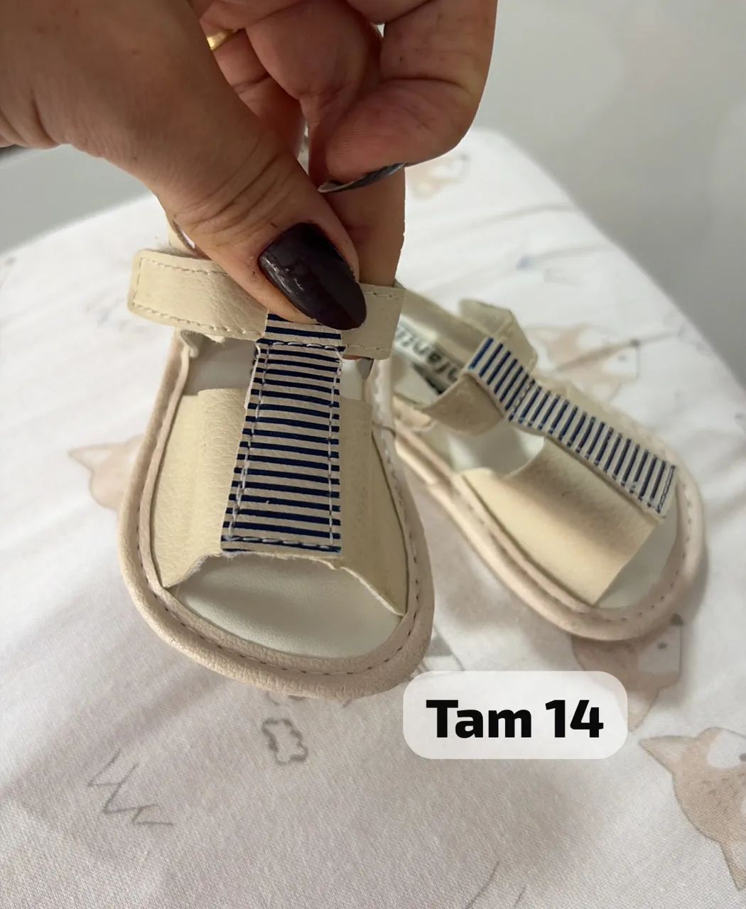 Tênis e Sandália de bebê - Qualquer um 15,00 - Foto 4