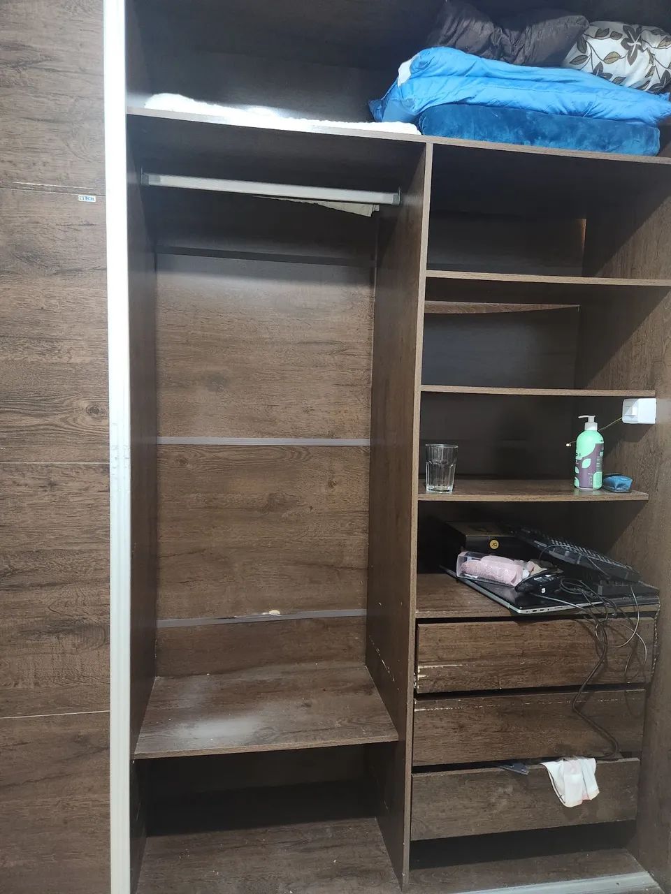 Guarda roupa usado  - Foto 2