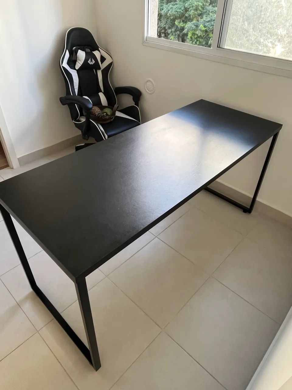 MESA ESCRITÓRIO HOME OFFICE PRETA 150CM  - Foto 2