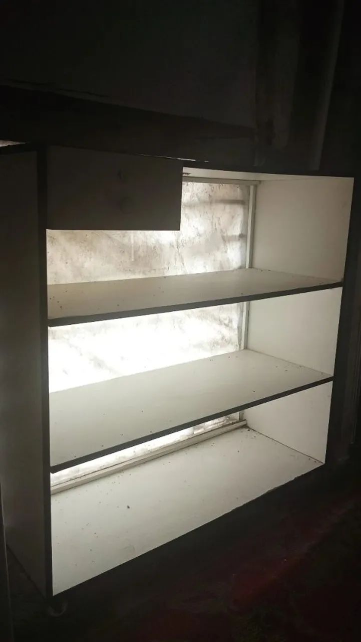 Balcão vitrine com rodas e comédia 20 lugares com rodas - Foto 4