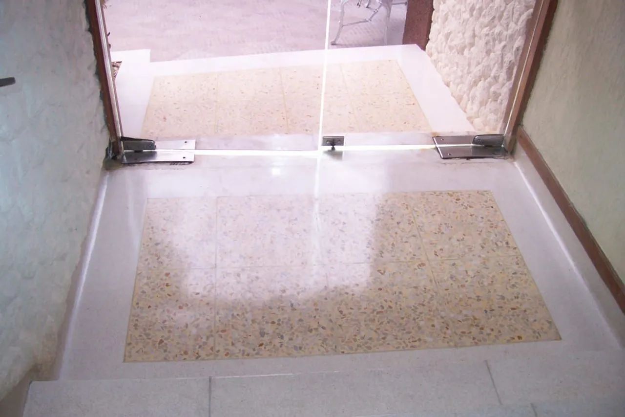 Granilite e cristalização deixe seu piso novo