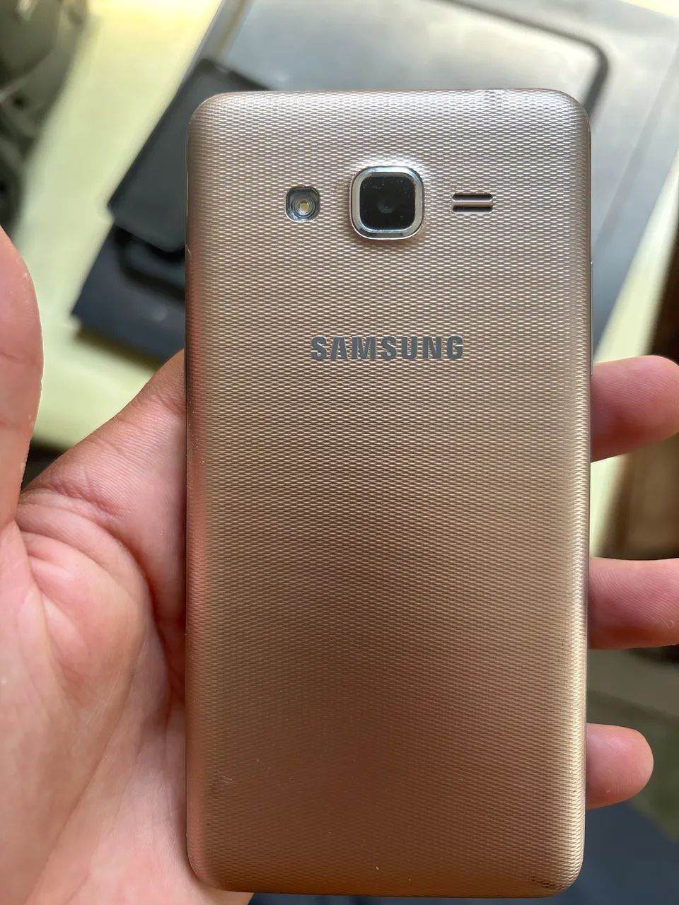 Samsung J2 - Foto 2