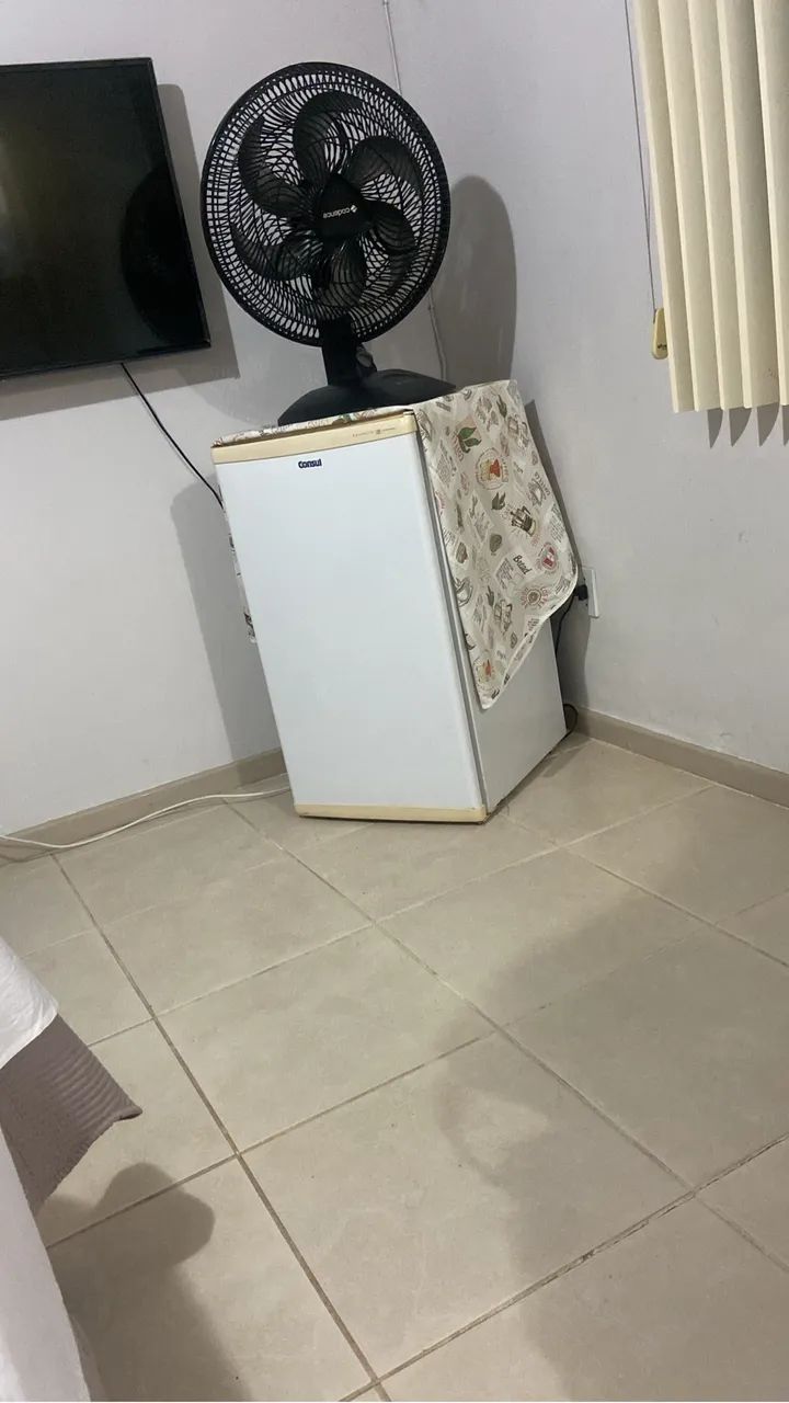 FRIGOBAR FUNCIONANDO PERFEITO R$ 500,00. - Foto 4