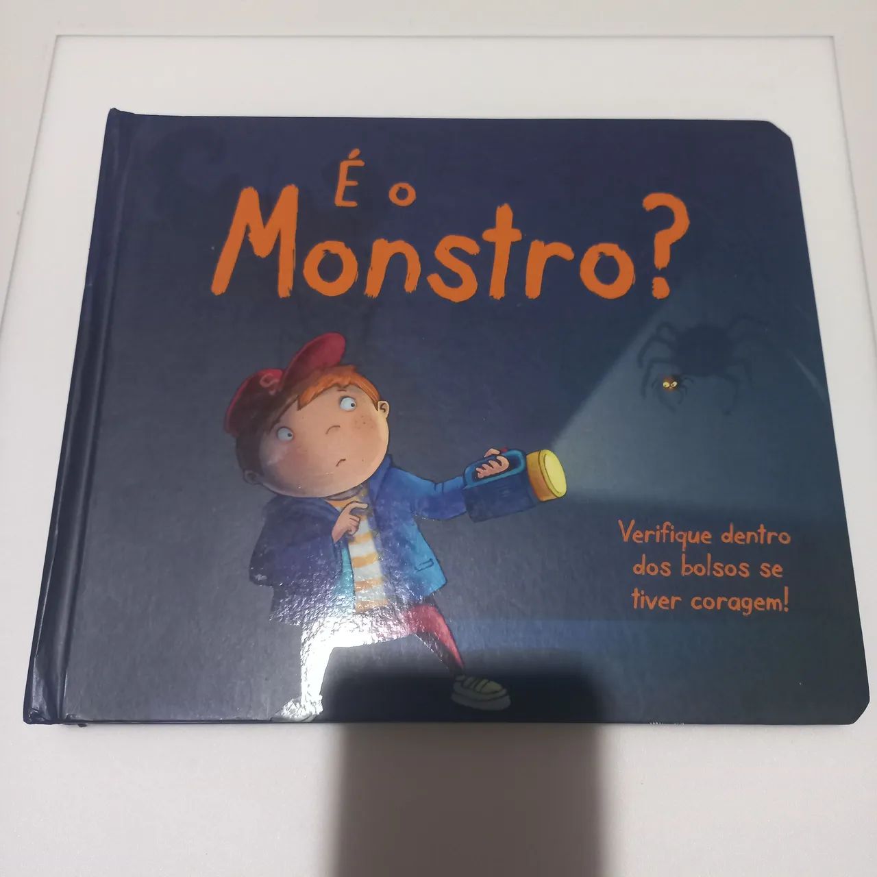 Livro é o monstro?