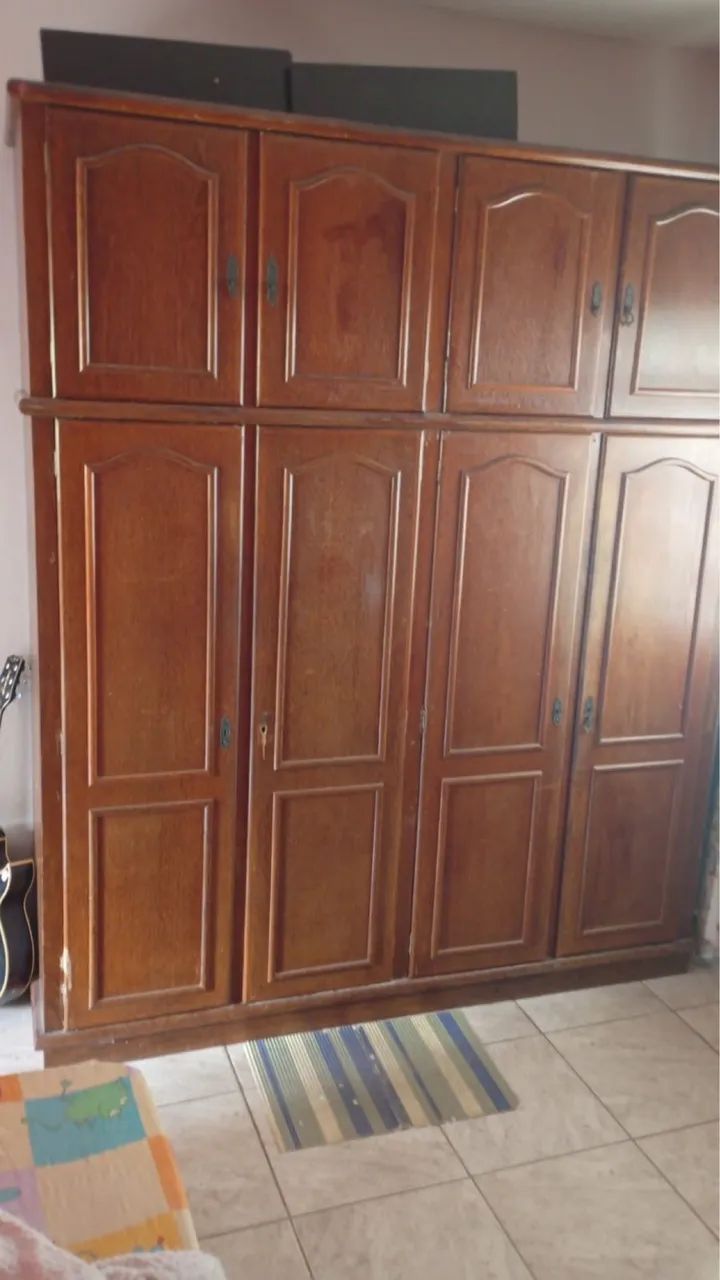 Guarda roupa madeira maciça sucupira - Foto 2