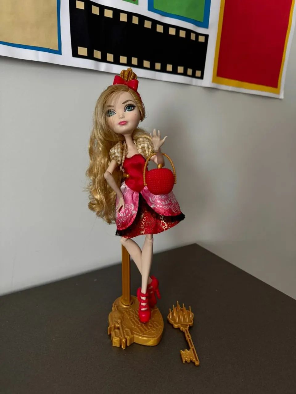 Boneca Ever After High Apple White First Chapter Re-release 2015 Original Mattel.