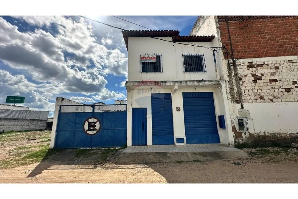 Vendo Prédio Comercial, composto por escritório com 2 pavimentos