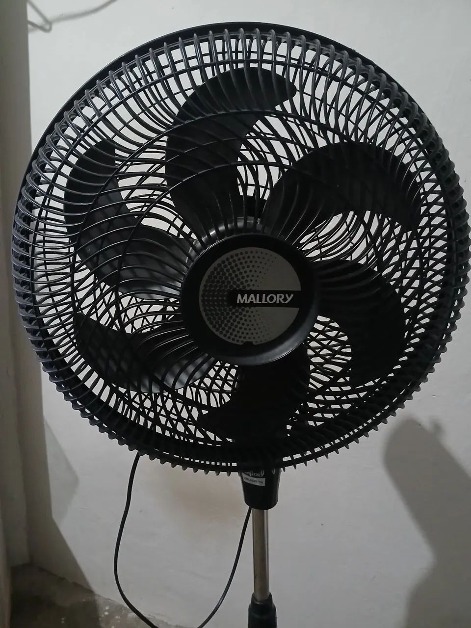 Ventilador grande com defeito  - Foto 3