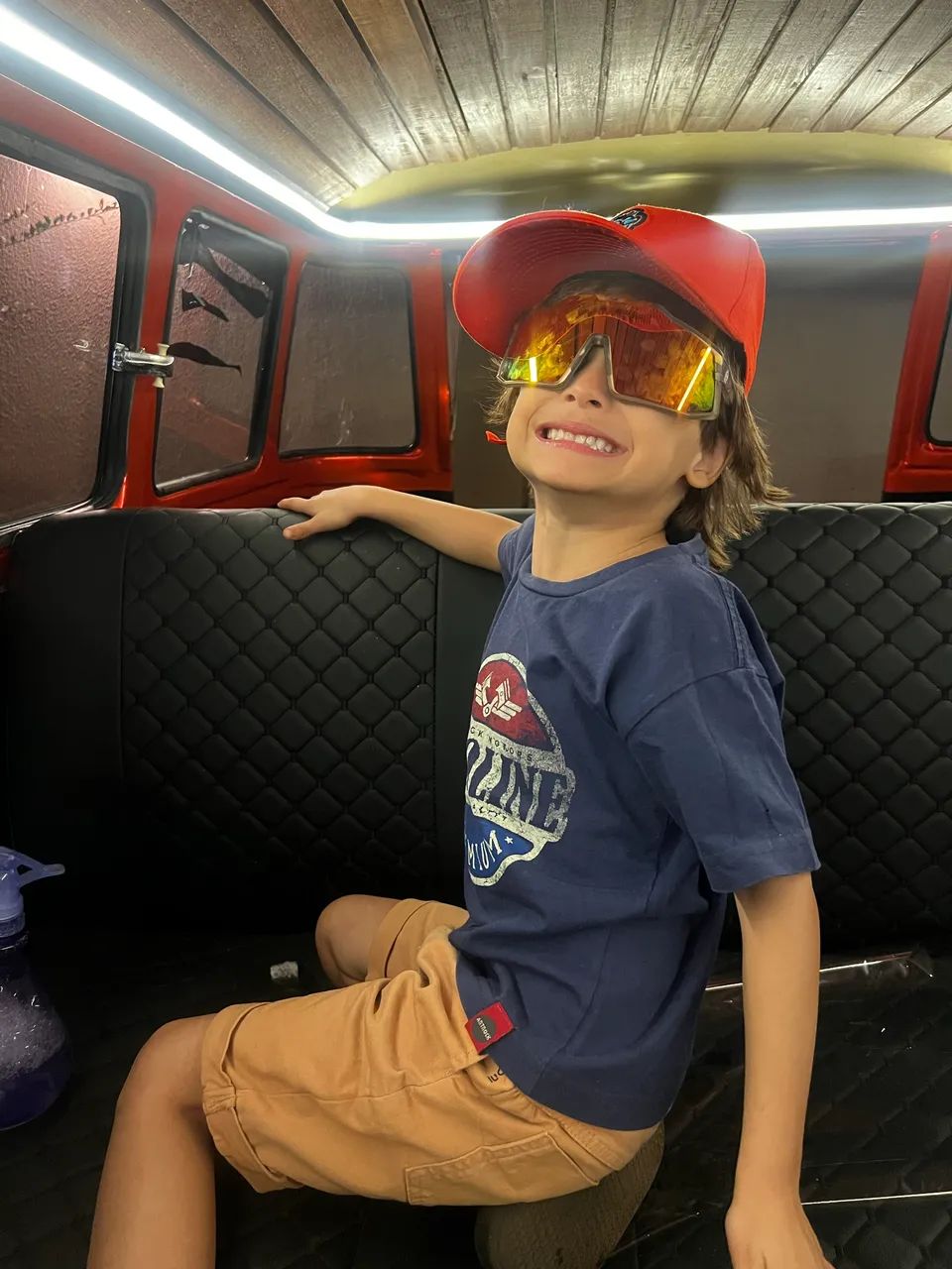 Kombi para eventos com óculos e fantasias para seu convidado se divertir  - Foto 3