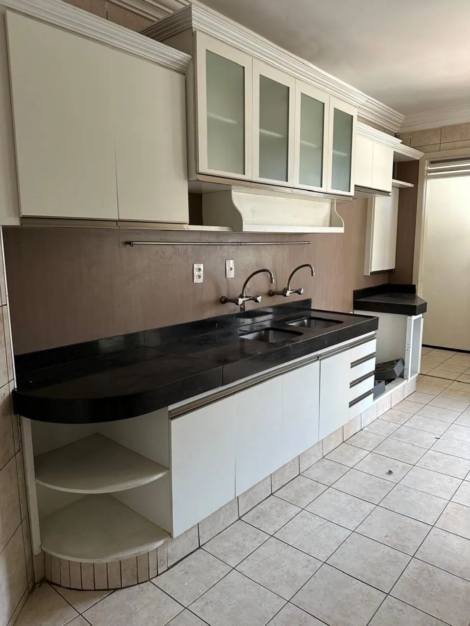 Apto no Meireles com 3 suítes + gabinete  - Foto 4