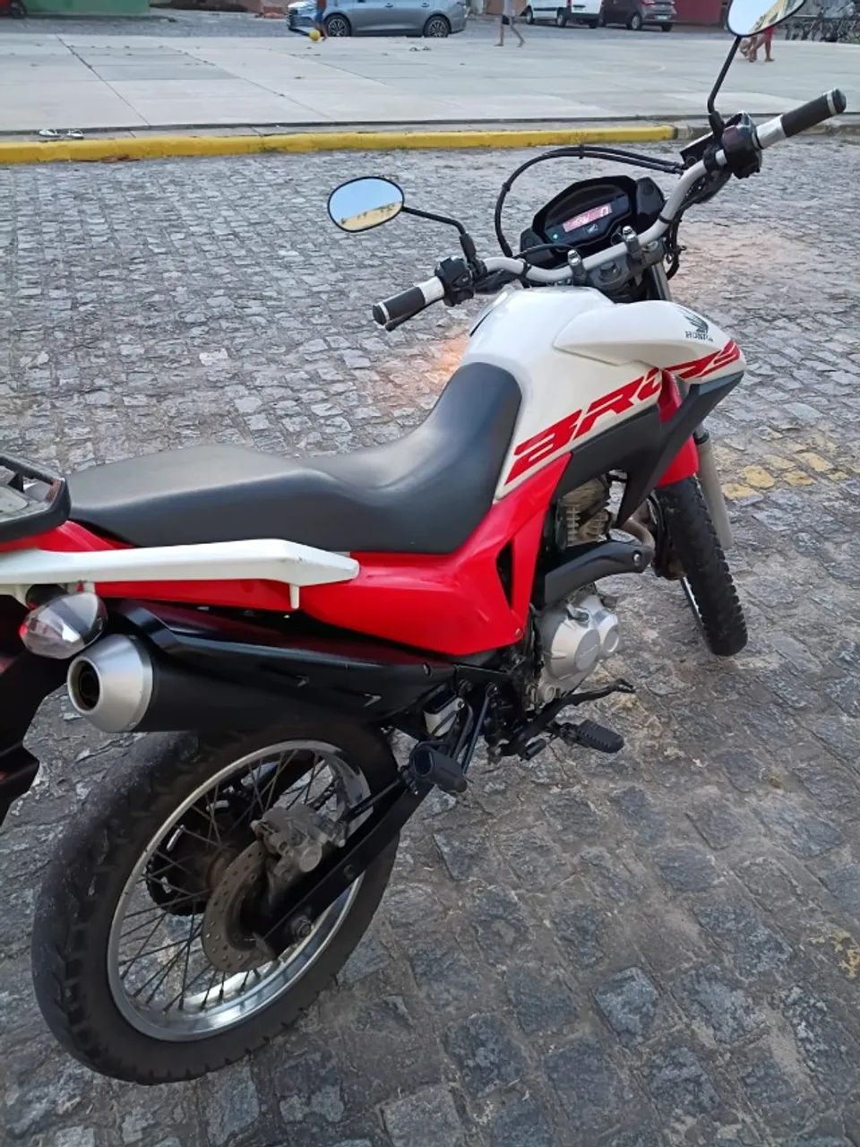 Honda Broz 160 2019 branco e vermelho  - Foto 3