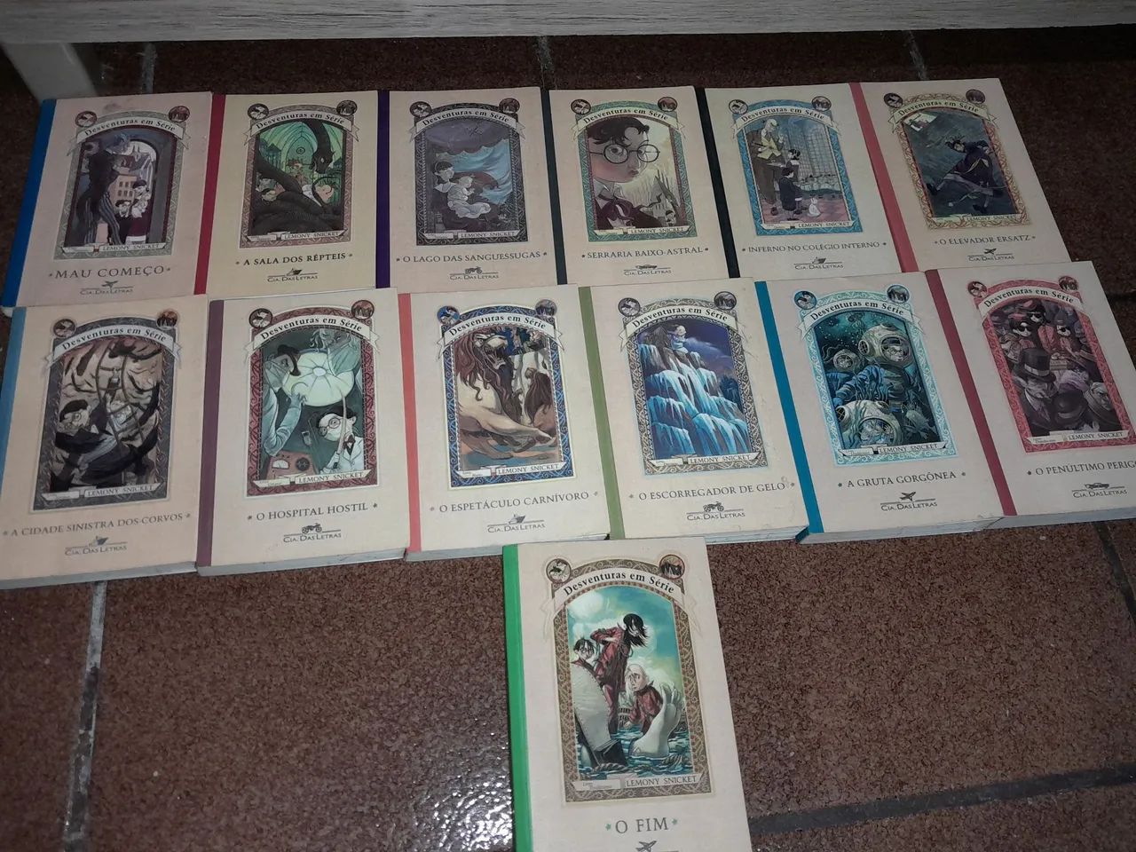 Saga de livros completa de desventuras em série  - Foto 3