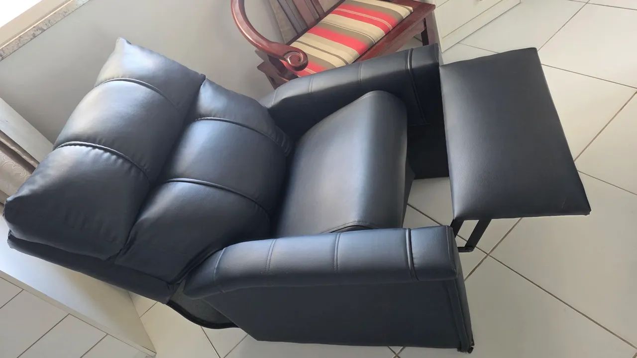 Poltrona reclinável 