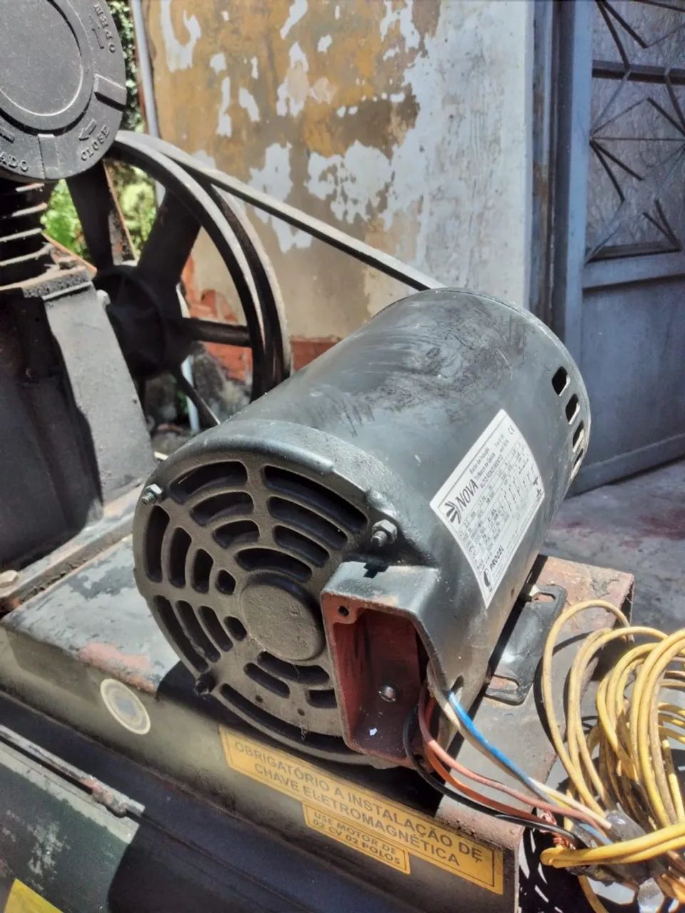 TÍTULO:  Compressor Chiaperini 110 Litros 2CV - Funcionando Perfeitamente Preço: R$ 1.200