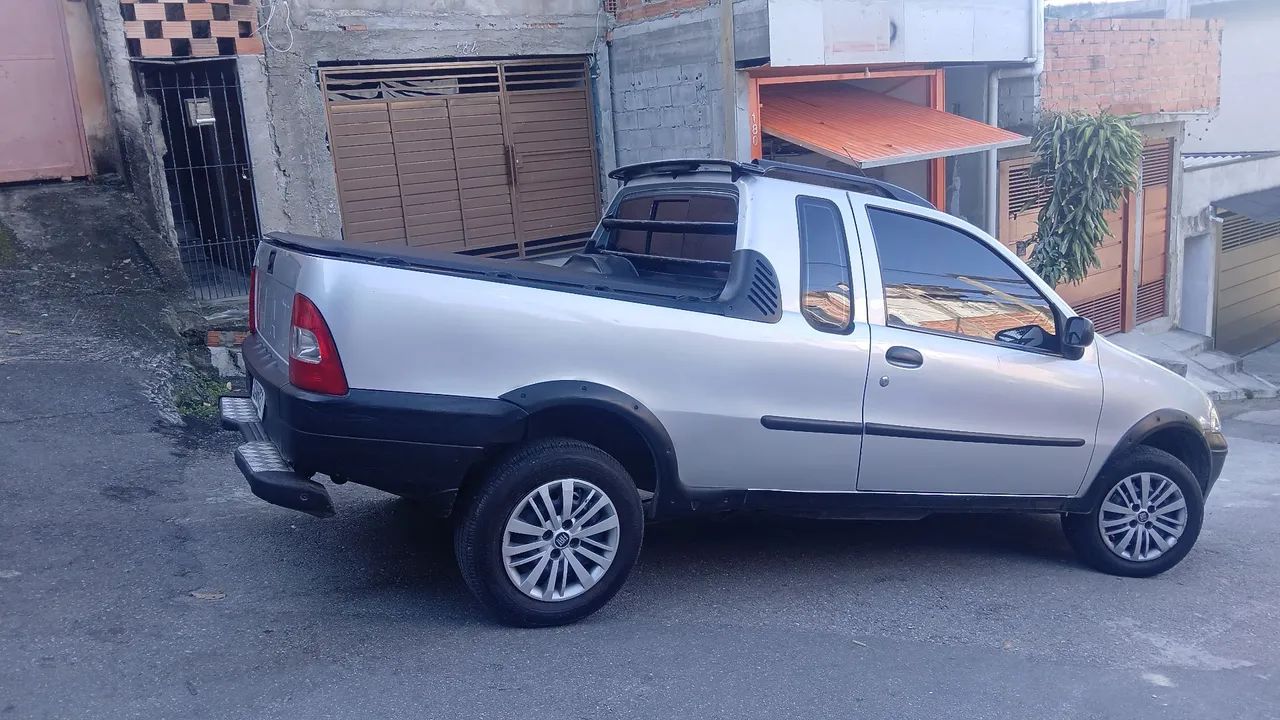 Fiat Strada 1.4 MPI Fire Flex 8V CE 2007 - Foto 2