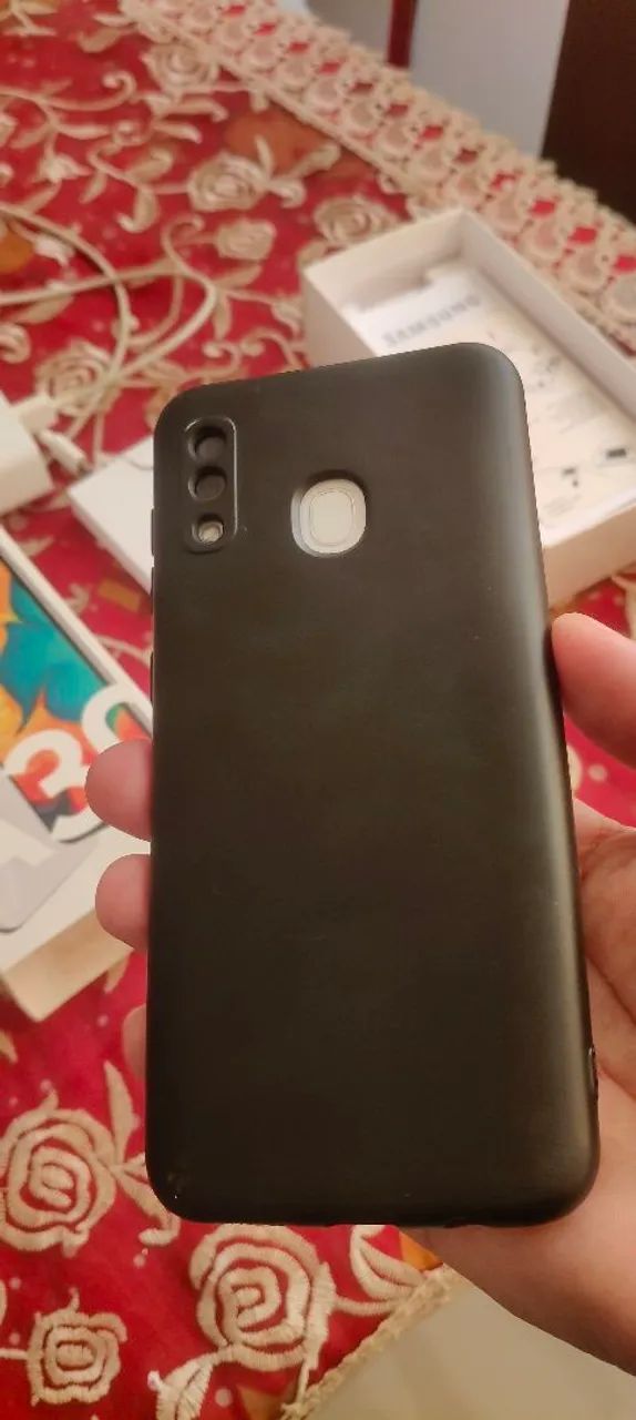 Celular Galaxy A30 excelente! - Foto 3