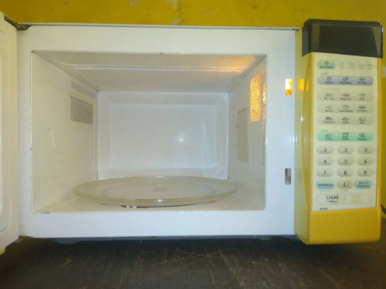 MICROONDAS ELECTROLUX 28 LITROS  - Foto 3